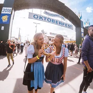 Campingplatz Oktoberfest On A Budget