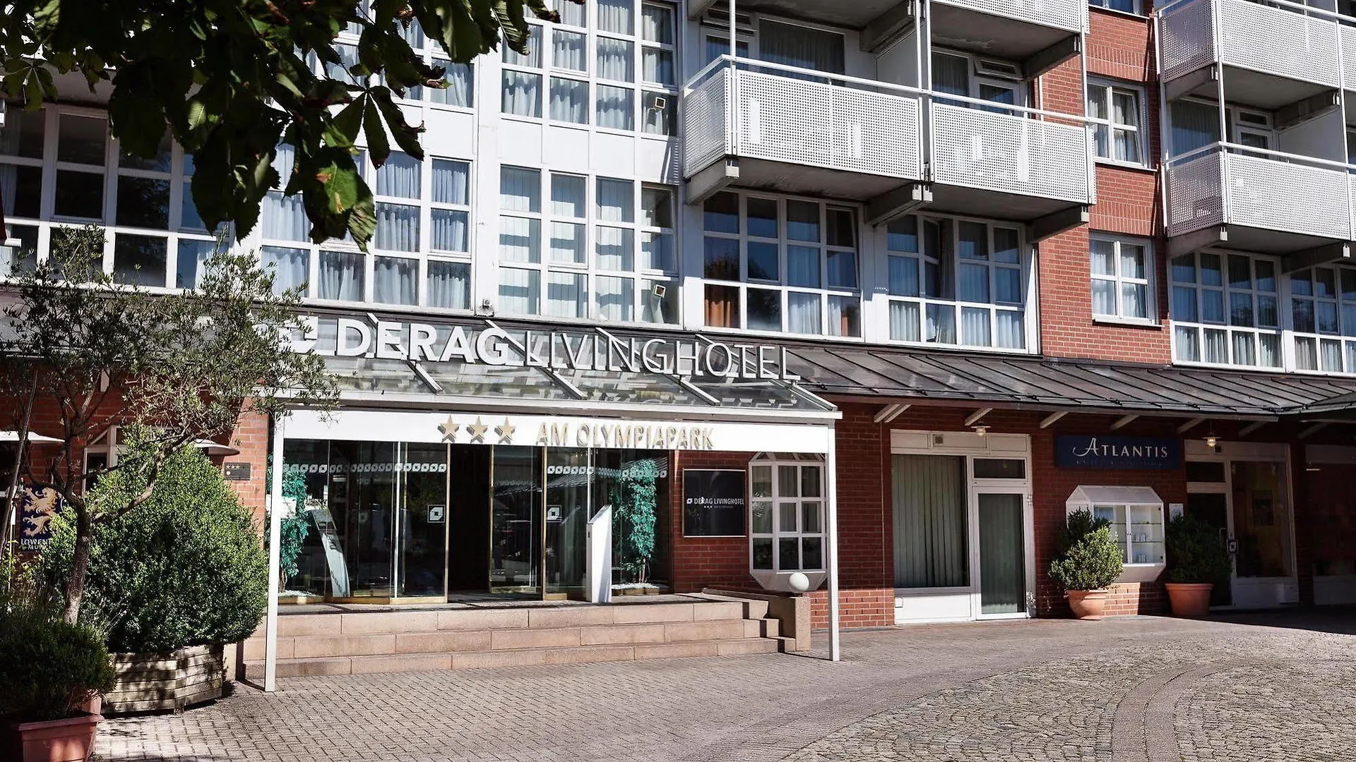 Aparthotel Living Hotel Am Olympiapark München