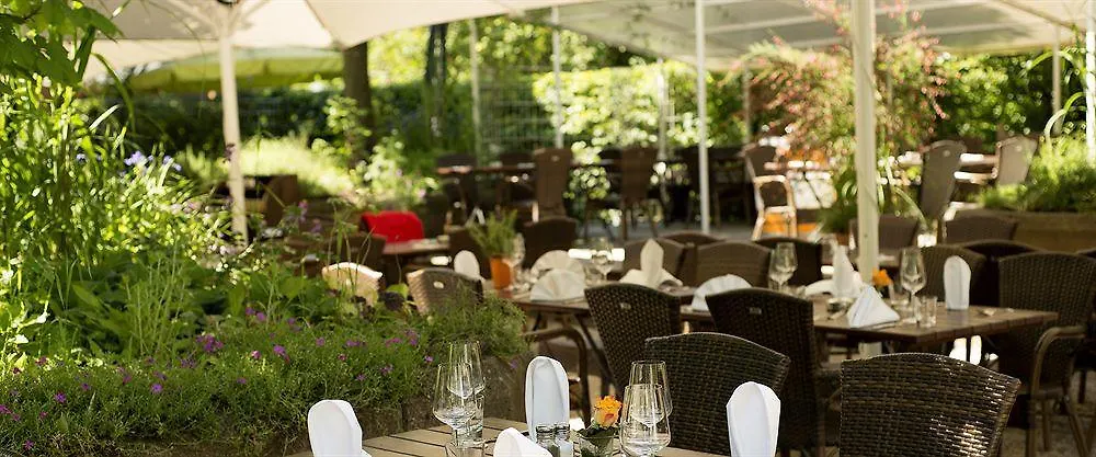 Living Hotel Am Olympiapark Monachium